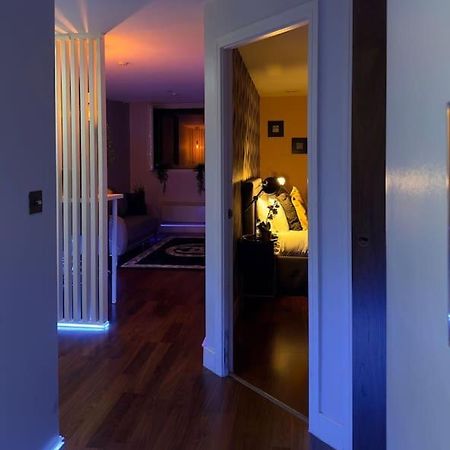 Cosy City Centre Apartment With Parking Бирмингем Экстерьер фото